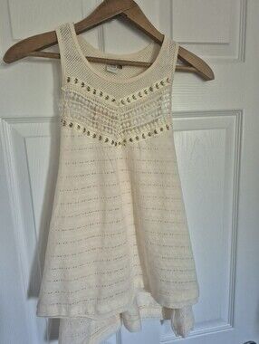 Paper Crane Cream Crochet-Detail Tank